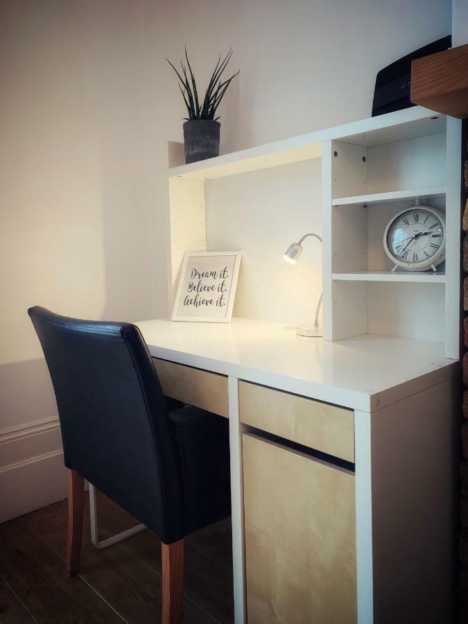 Paul'S Place Near Heathrow Лондон Екстериор снимка
